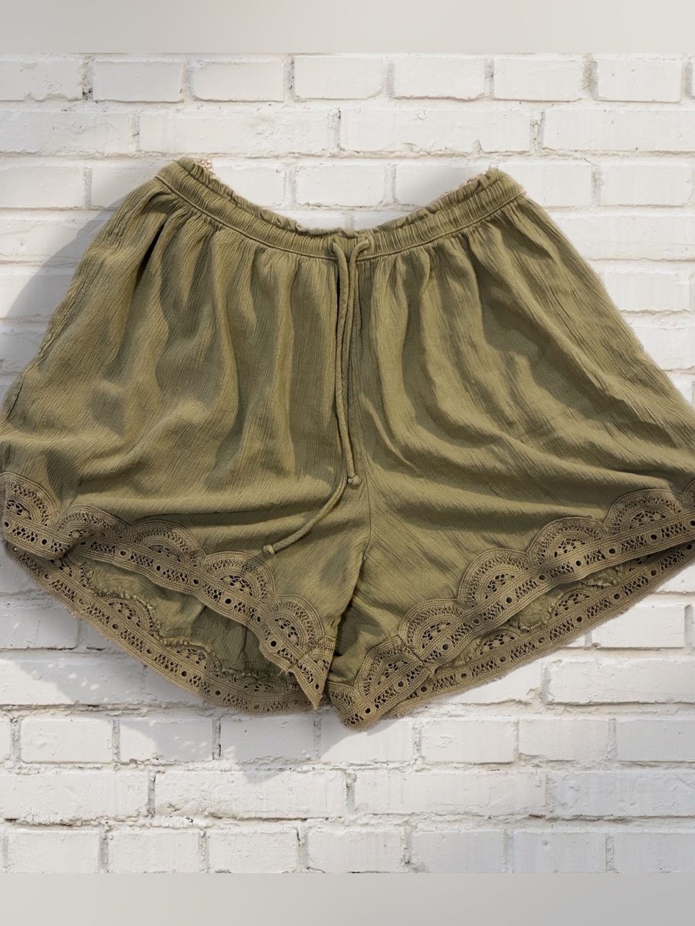Aerie Olive Green Off Duty Boxer Shorts with Scalloped Lace Trim Size M